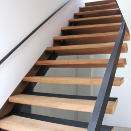 Construire un Escalier de Secours Conforme aux Normes Pantin